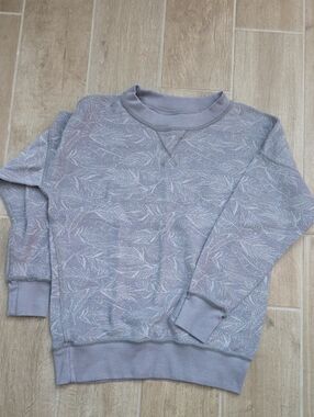 Reversible  Grey Crewneck Sweater - Subtle Pattern